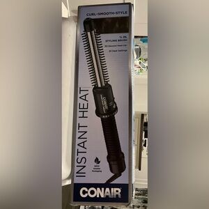 Conair Instant Heat Styling Brush Open Box
